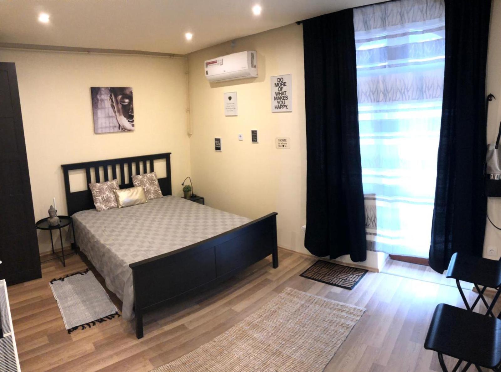 Black & White Apartments • Black Eger Luaran gambar